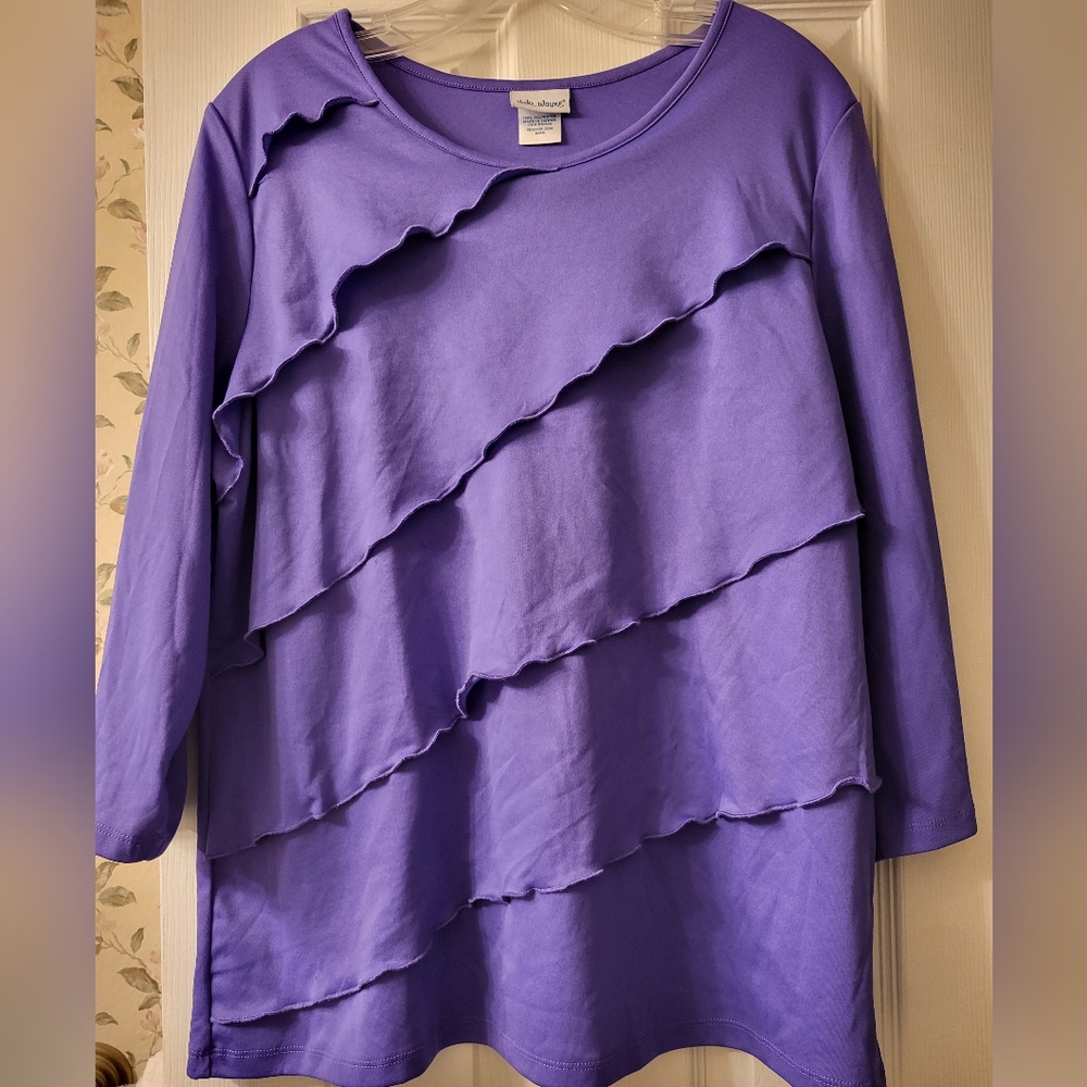 Lavender Reffled Top
